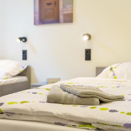 Hotel Und Hostel Gleisbett Аннаберг-Бухгольц Экстерьер фото
